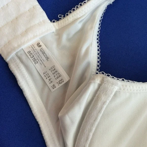 Wacoal Classic White Bra - Picture 7 of 7